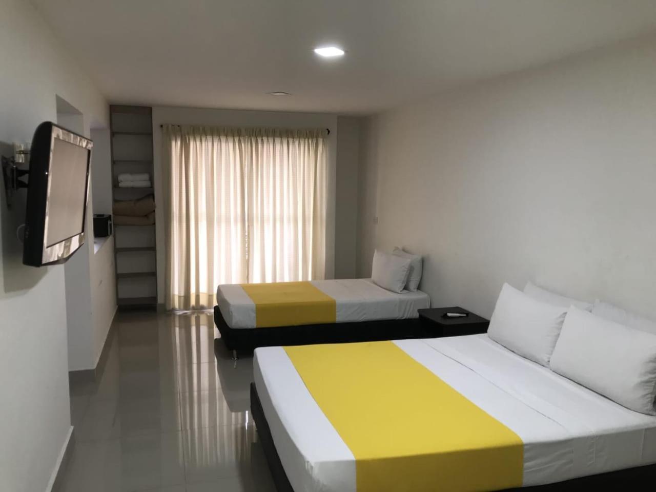 Apartaestudios Laureles Медельїн Екстер'єр фото