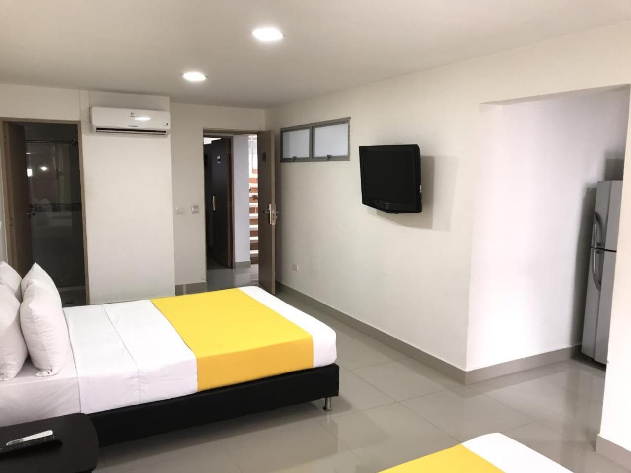Apartaestudios Laureles Медельїн Екстер'єр фото