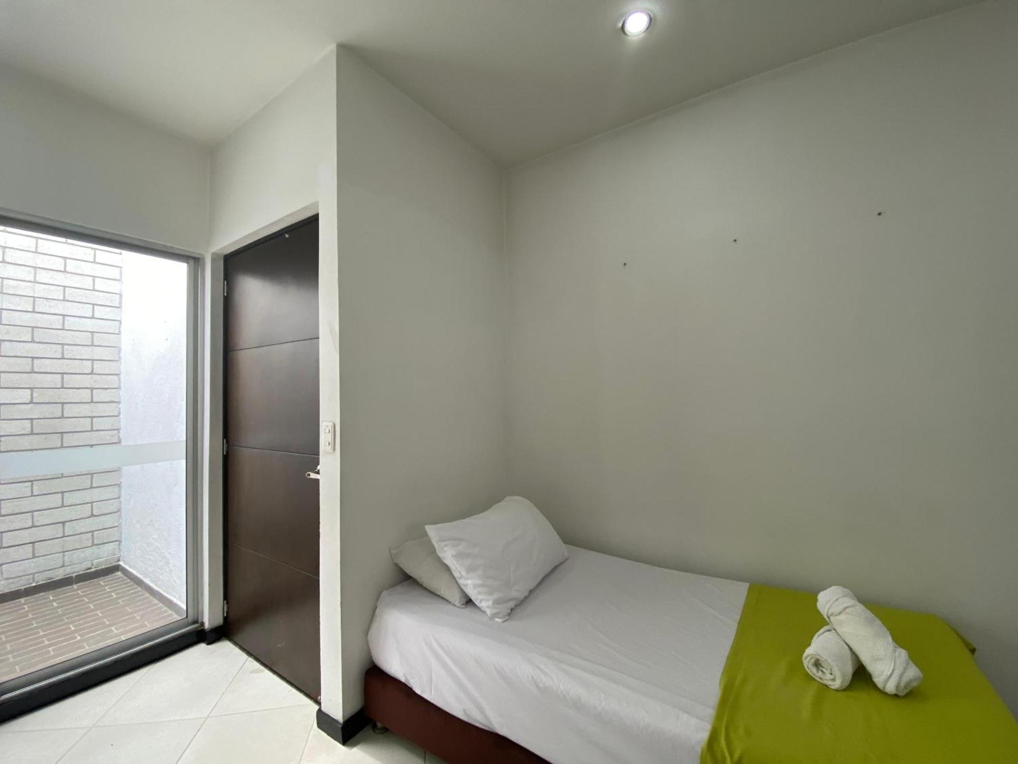 Apartaestudios Laureles Медельїн Екстер'єр фото