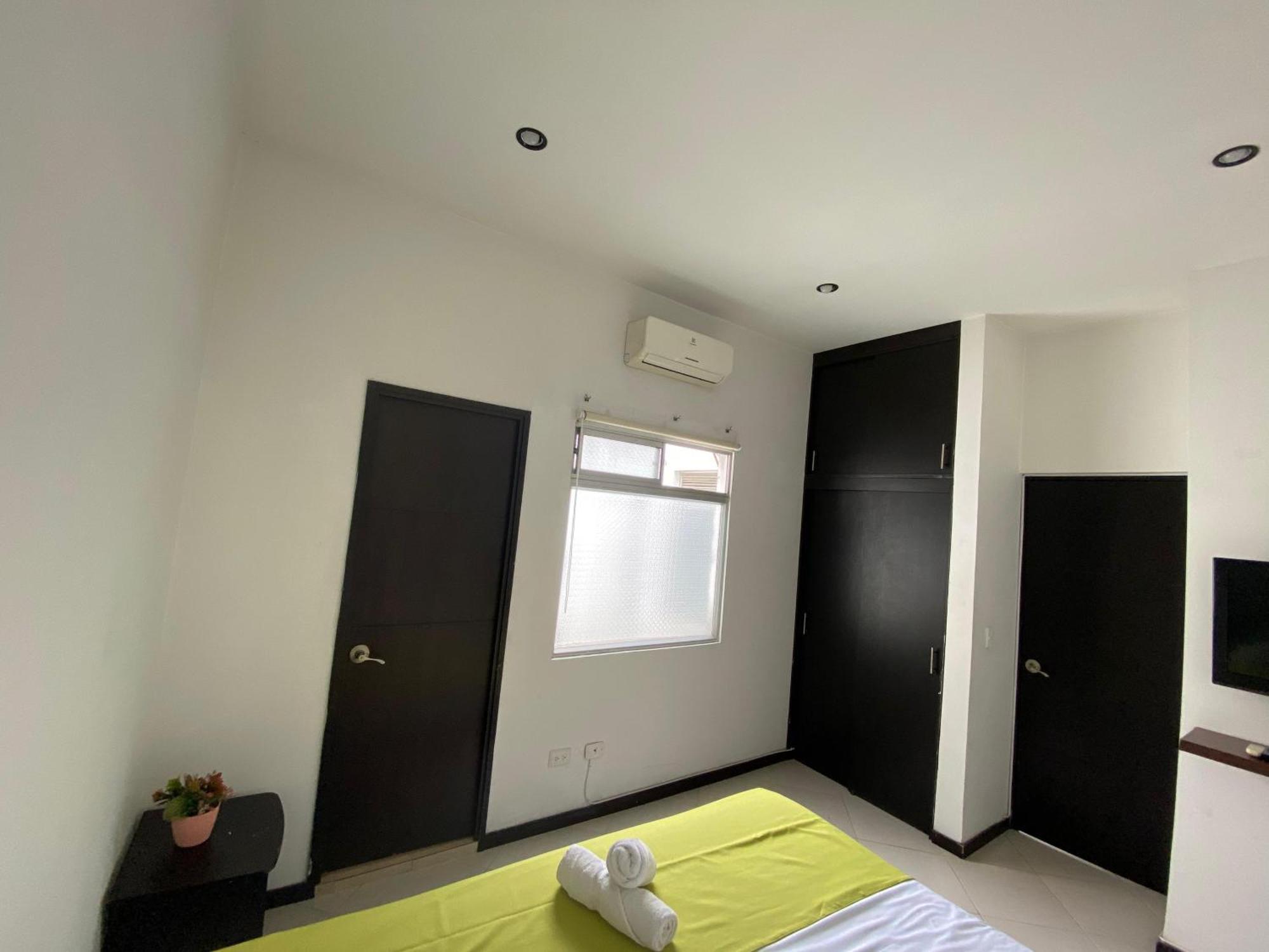 Apartaestudios Laureles Медельїн Екстер'єр фото