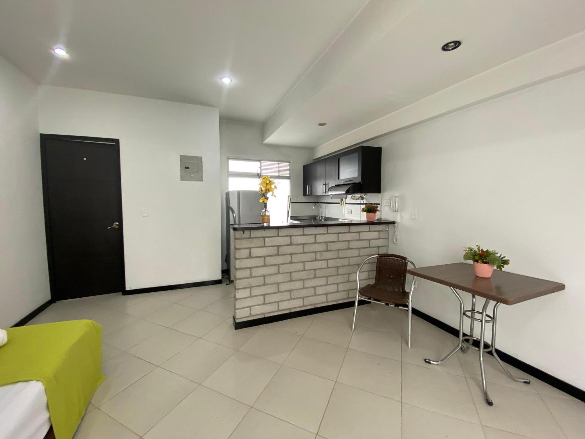 Apartaestudios Laureles Медельїн Екстер'єр фото